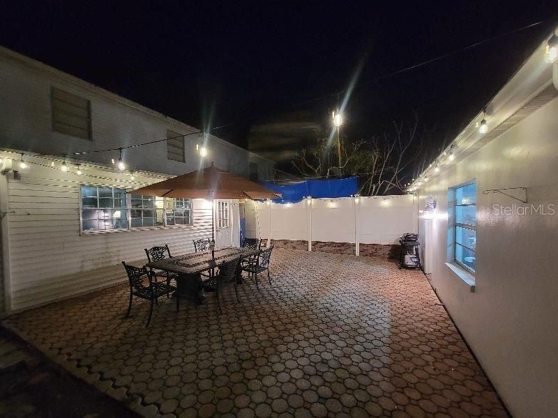 For Rent: $3,400 (3 beds, 2 baths, 1762 Square Feet)