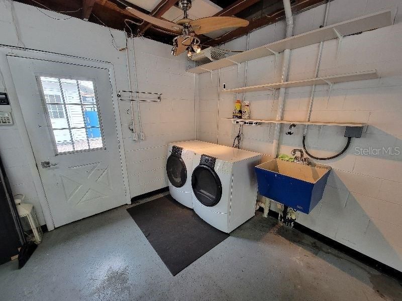 For Rent: $3,400 (3 beds, 2 baths, 1762 Square Feet)