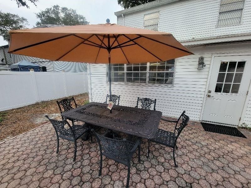 For Rent: $3,400 (3 beds, 2 baths, 1762 Square Feet)