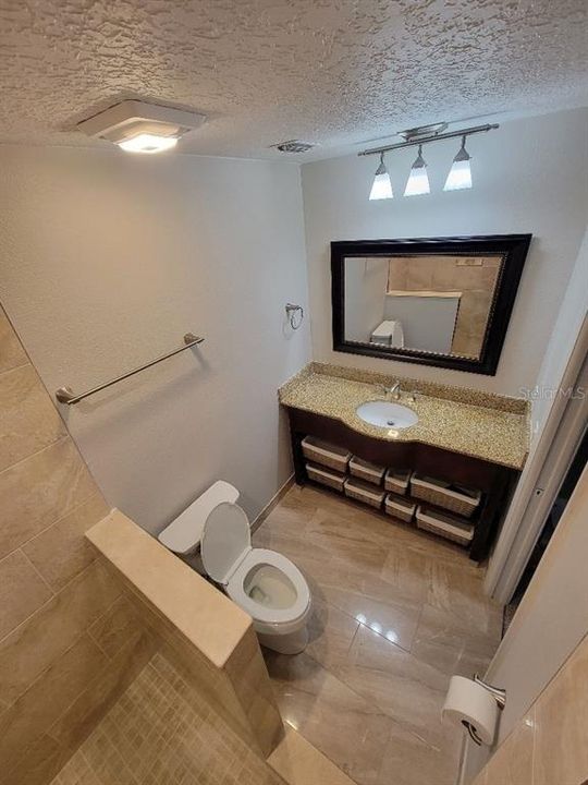 For Rent: $3,400 (3 beds, 2 baths, 1762 Square Feet)