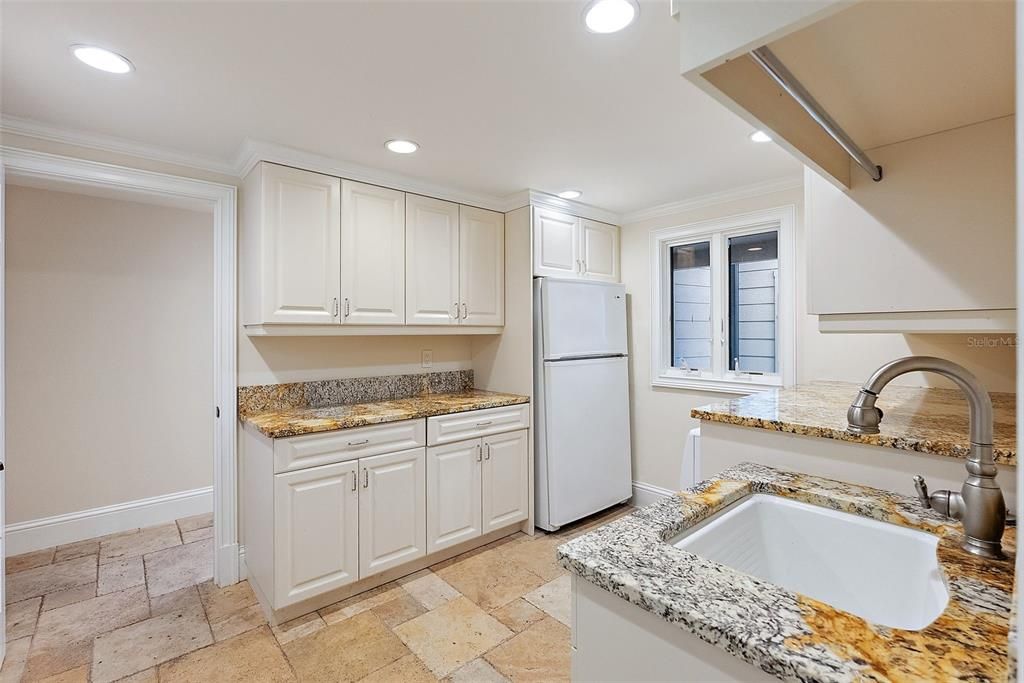 For Sale: $1,395,000 (4 beds, 3 baths, 3664 Square Feet)