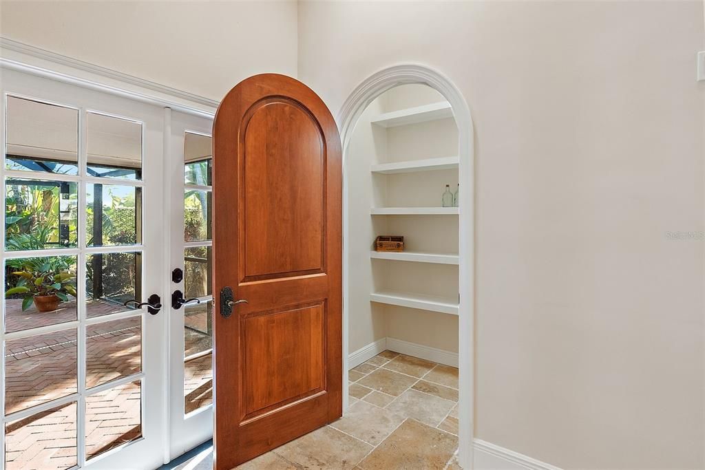 For Sale: $1,395,000 (4 beds, 3 baths, 3664 Square Feet)