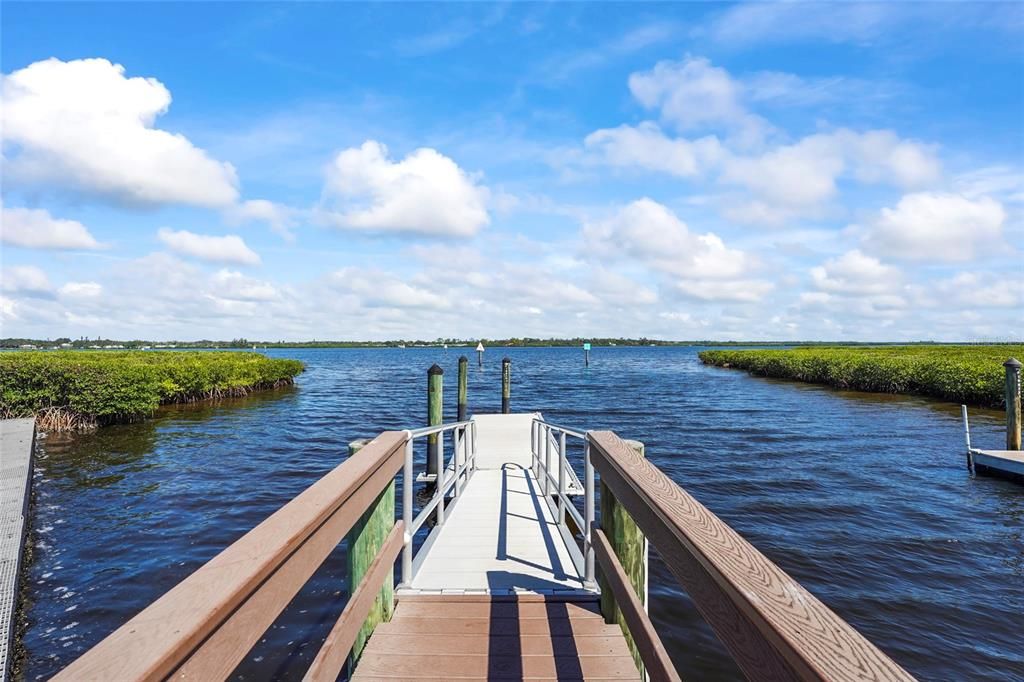 Active With Contract: $1,375,000 (4 beds, 2 baths, 2270 Square Feet)