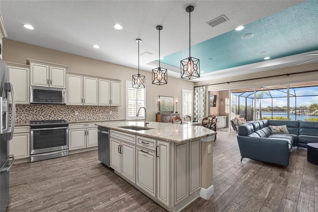 Active With Contract: $1,375,000 (4 beds, 2 baths, 2270 Square Feet)