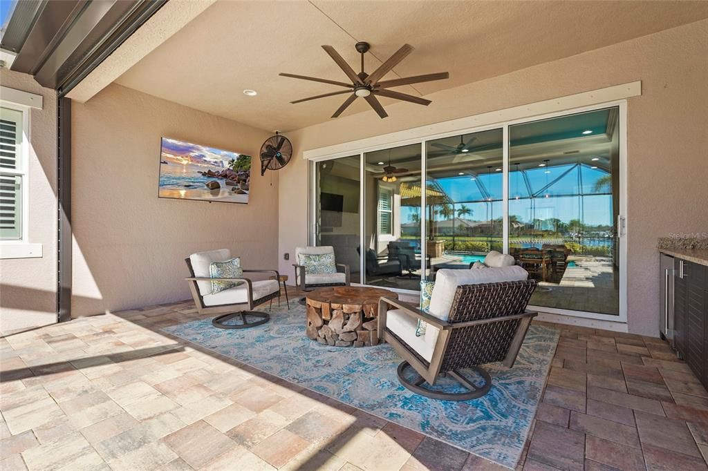 Active With Contract: $1,375,000 (4 beds, 2 baths, 2270 Square Feet)