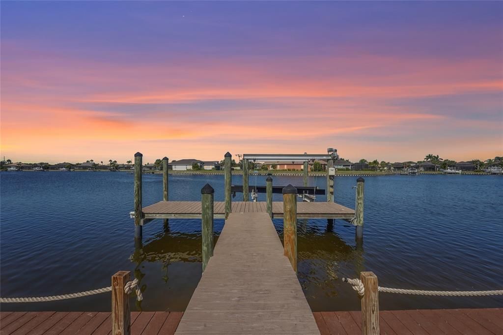 Active With Contract: $1,375,000 (4 beds, 2 baths, 2270 Square Feet)