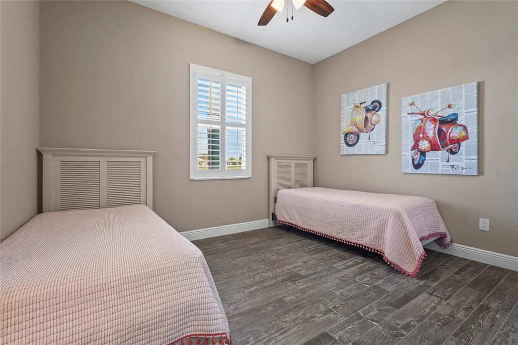 Active With Contract: $1,375,000 (4 beds, 2 baths, 2270 Square Feet)