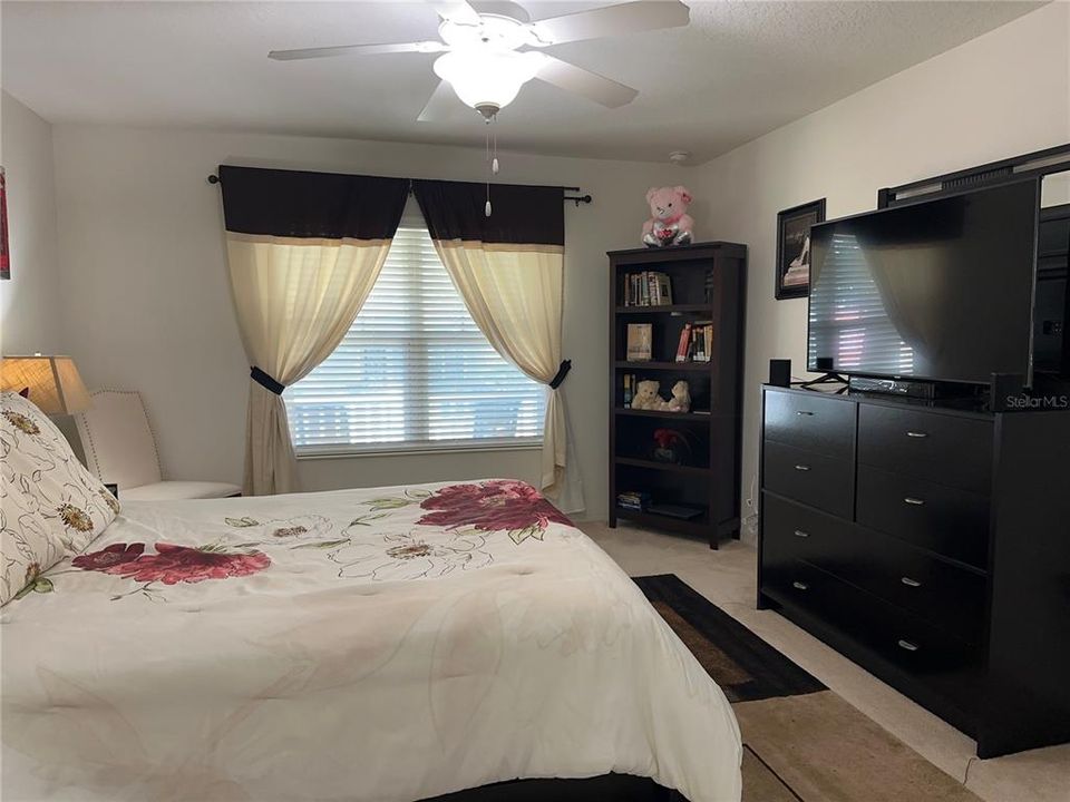 For Rent: $2,500 (3 beds, 2 baths, 1781 Square Feet)