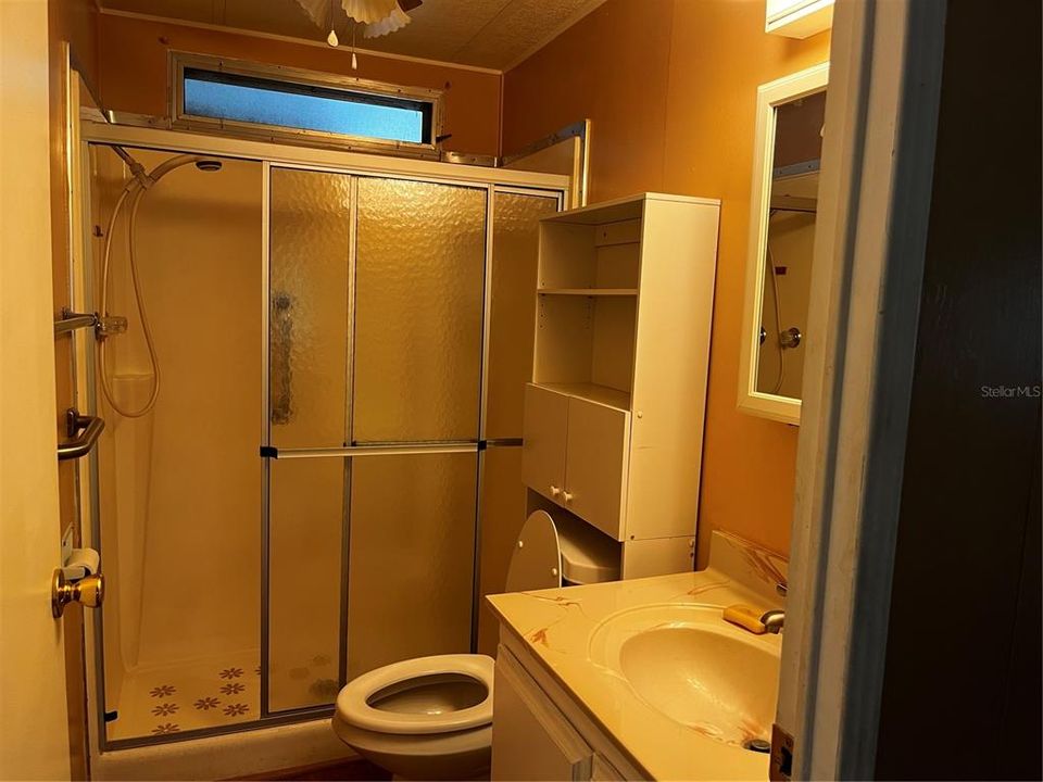 待售: $114,900 (2 贝兹, 2 浴室, 828 平方英尺)