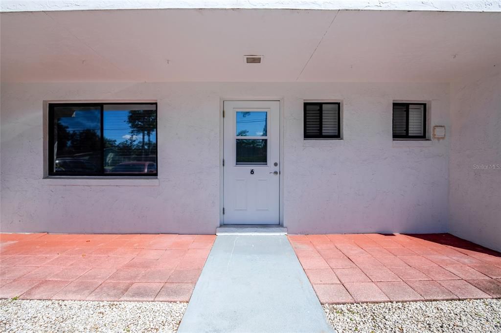 На продажу: $169,900 (2 спален, 1 ванн, 1000 Квадратных фут)