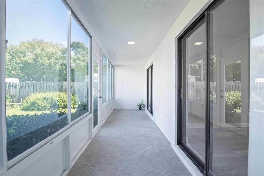 На продажу: $169,900 (2 спален, 1 ванн, 1000 Квадратных фут)