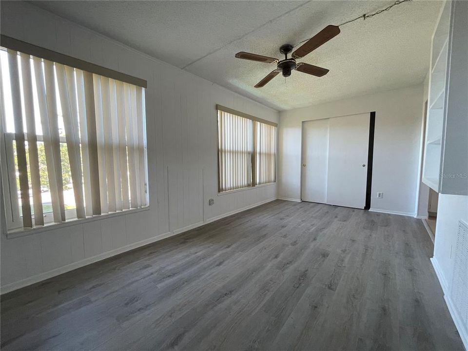 出租: $1,600 (2 贝兹, 2 浴室, 1100 平方英尺)