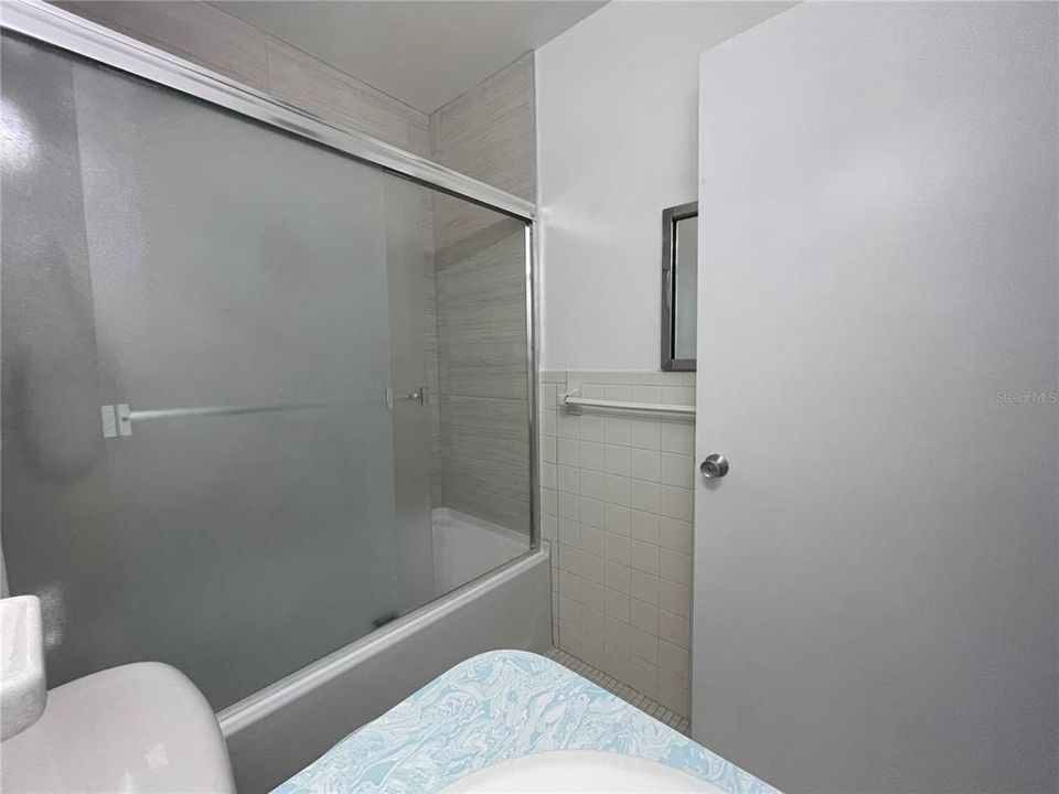 出租: $1,600 (2 贝兹, 2 浴室, 1100 平方英尺)