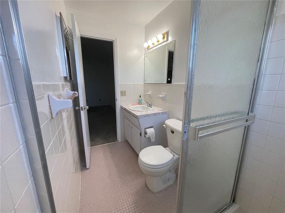 出租: $1,600 (2 贝兹, 2 浴室, 1100 平方英尺)