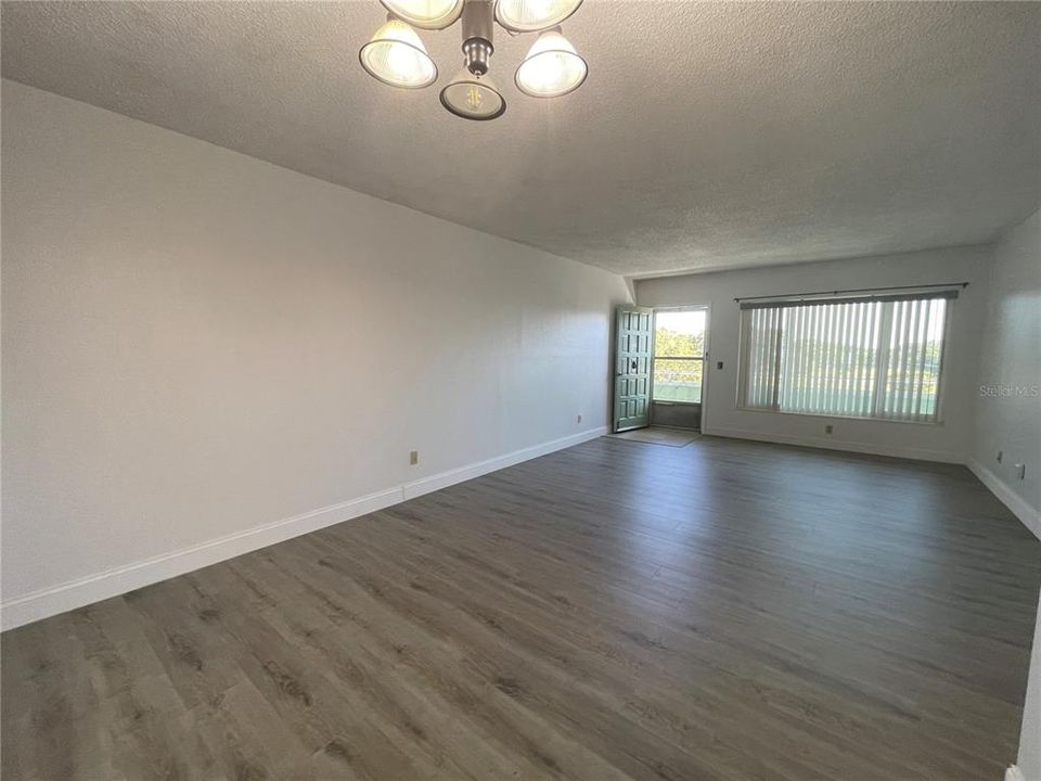 出租: $1,600 (2 贝兹, 2 浴室, 1100 平方英尺)