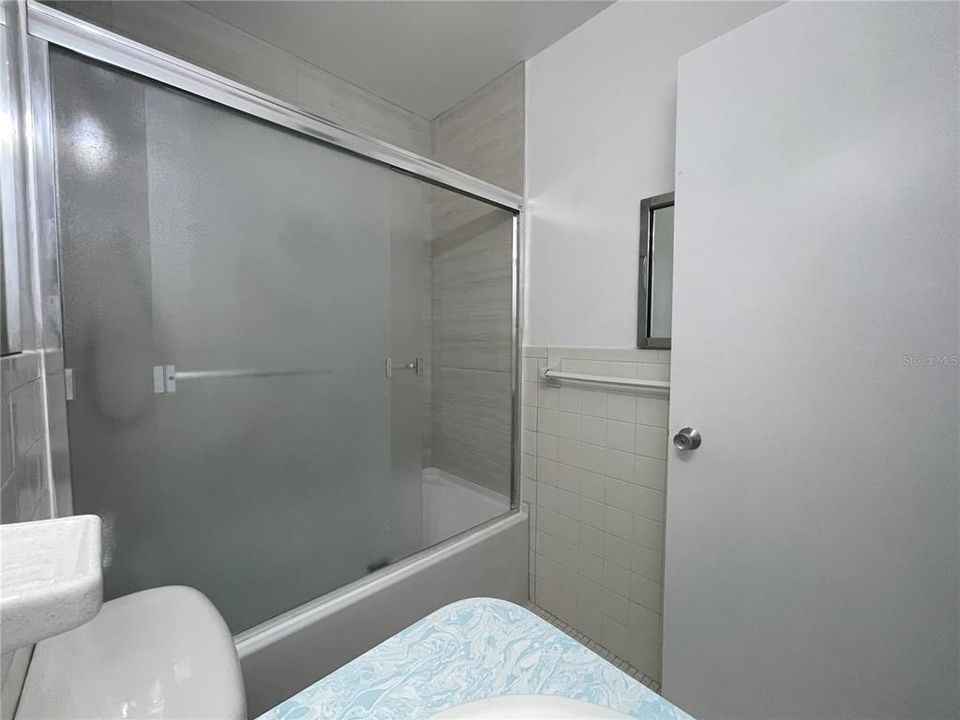 出租: $1,600 (2 贝兹, 2 浴室, 1100 平方英尺)