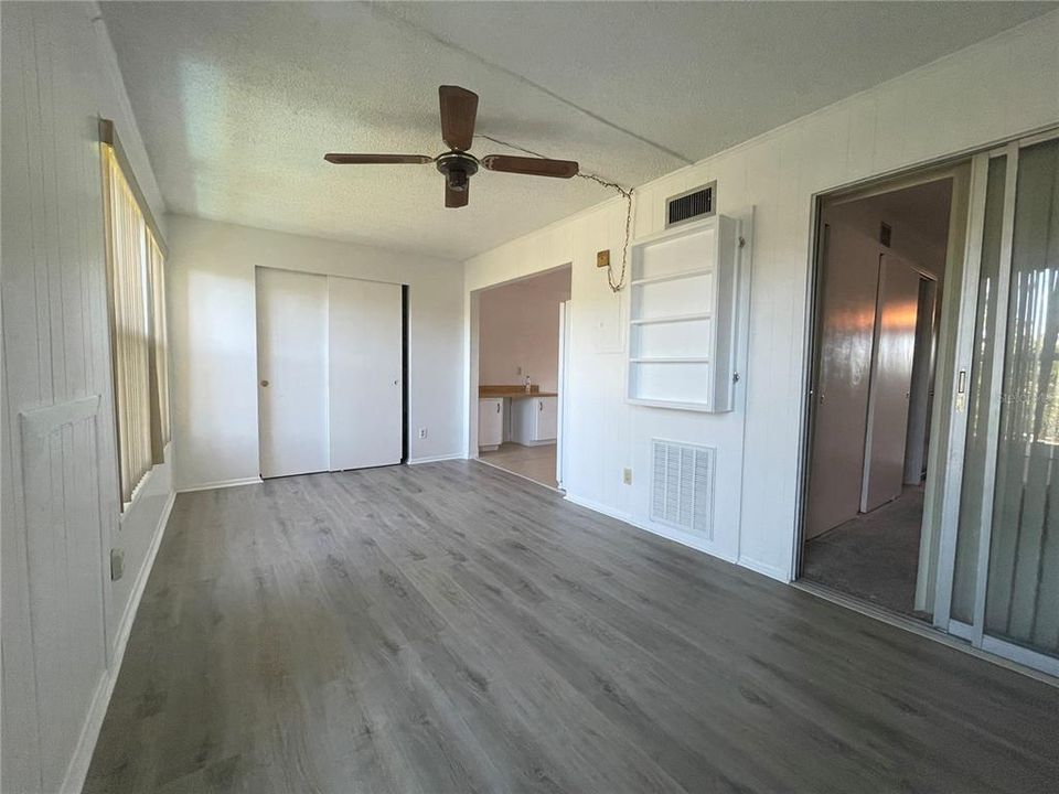 出租: $1,600 (2 贝兹, 2 浴室, 1100 平方英尺)