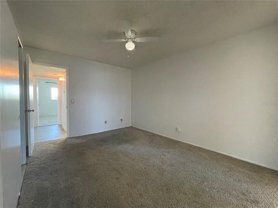 出租: $1,600 (2 贝兹, 2 浴室, 1100 平方英尺)