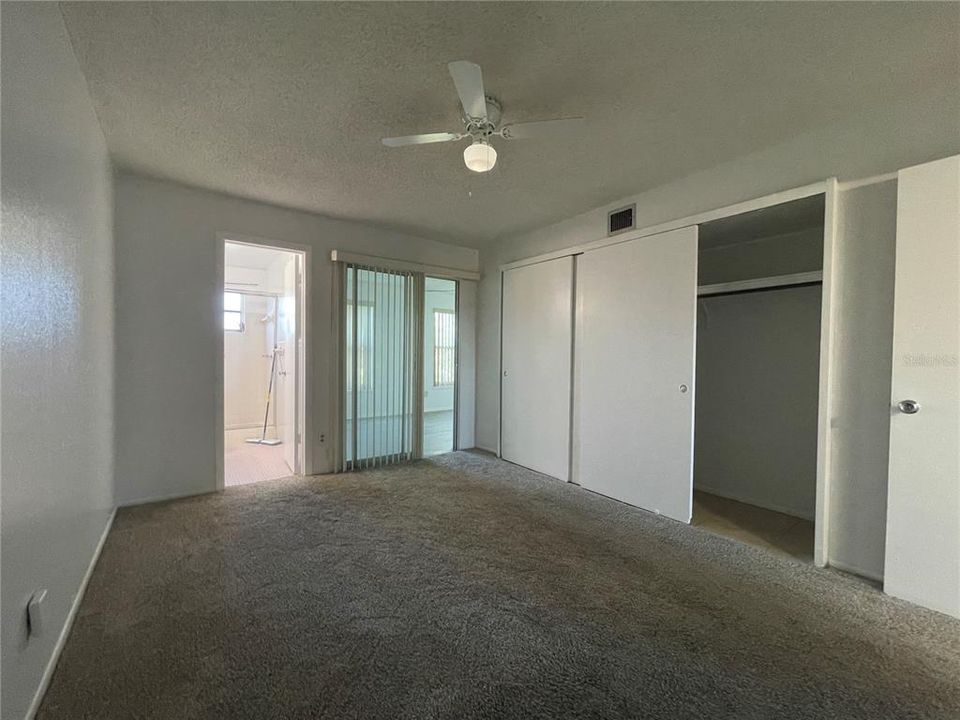 出租: $1,600 (2 贝兹, 2 浴室, 1100 平方英尺)