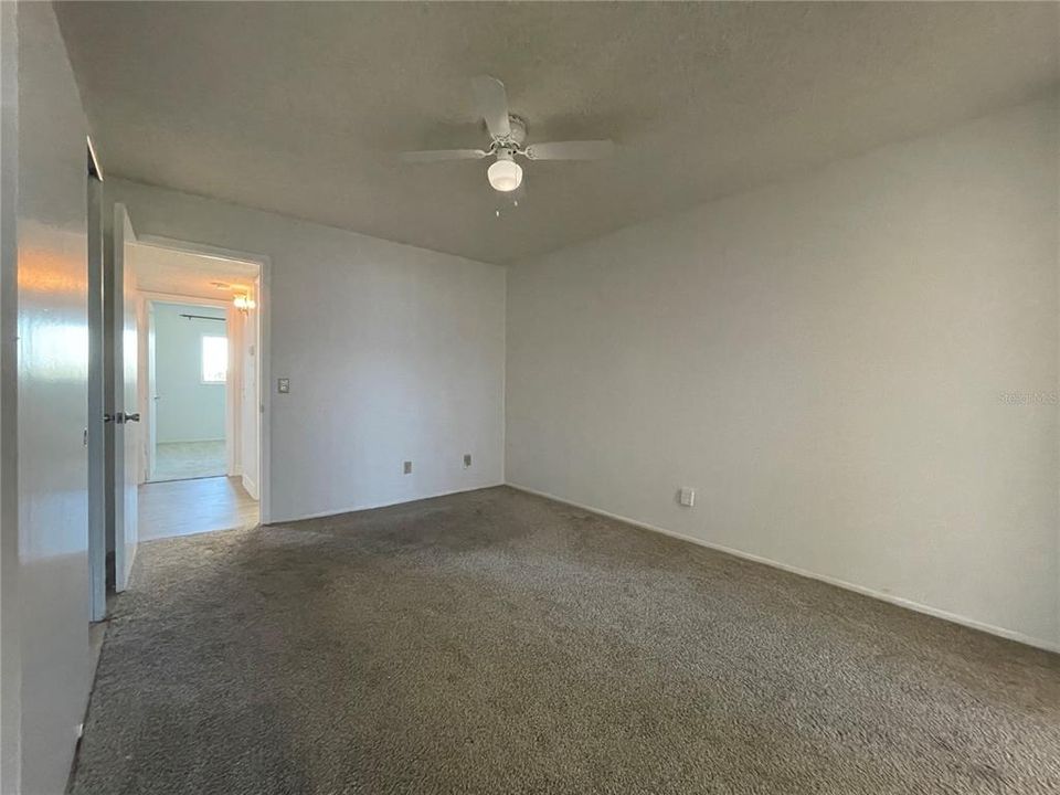 出租: $1,600 (2 贝兹, 2 浴室, 1100 平方英尺)