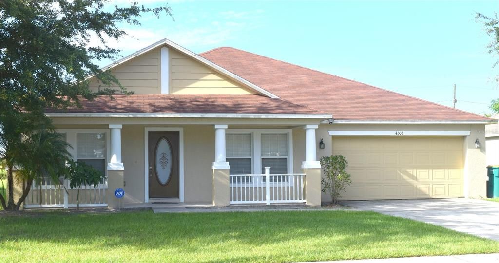 For Rent: $2,000 (3 beds, 2 baths, 2237 Square Feet)