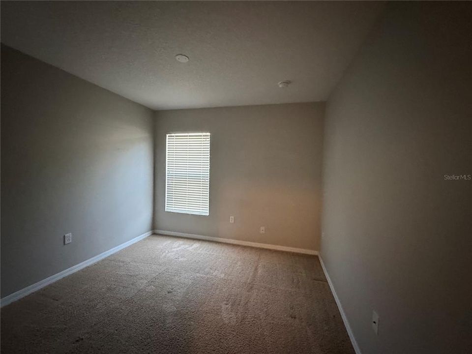 For Rent: $2,000 (3 beds, 2 baths, 2237 Square Feet)