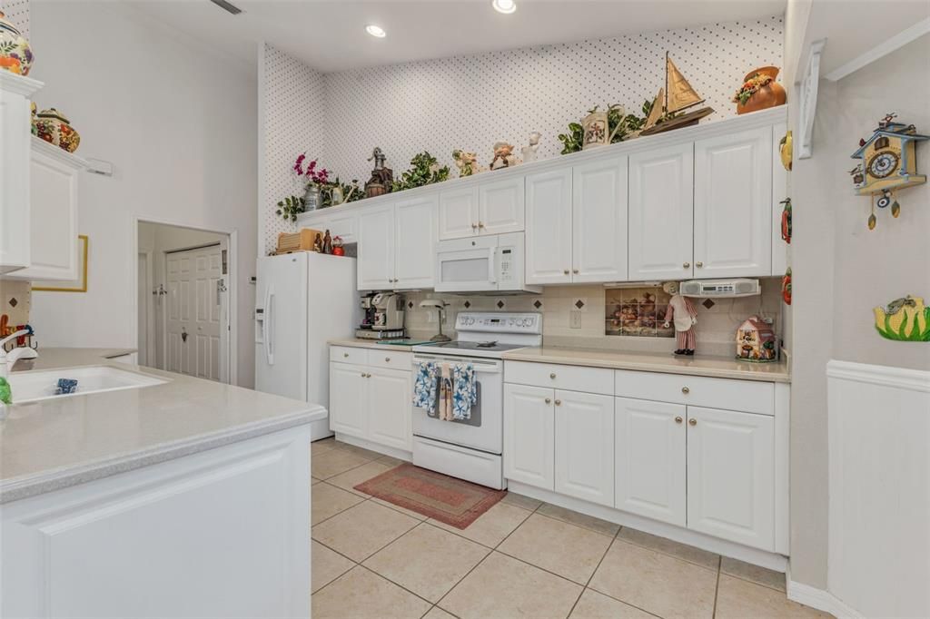 For Sale: $379,900 (3 beds, 2 baths, 1535 Square Feet)