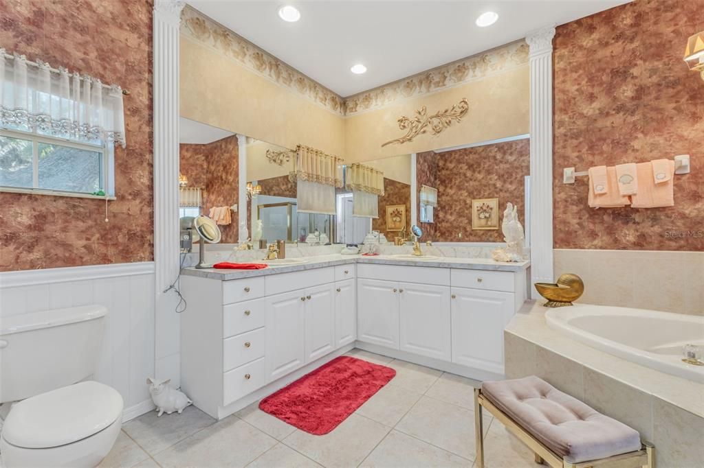 For Sale: $379,900 (3 beds, 2 baths, 1535 Square Feet)