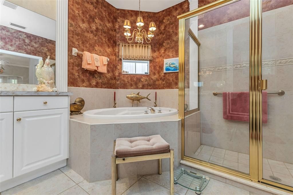 For Sale: $379,900 (3 beds, 2 baths, 1535 Square Feet)