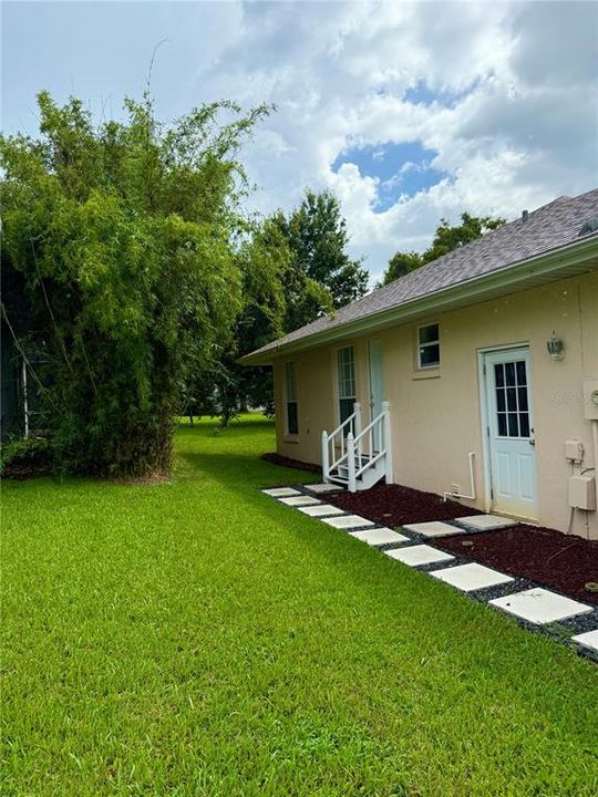 For Sale: $359,000 (3 beds, 2 baths, 1901 Square Feet)