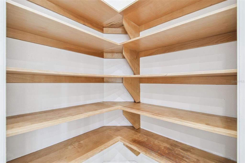 待售: $2,599,000 (5 贝兹, 5 浴室, 6565 平方英尺)