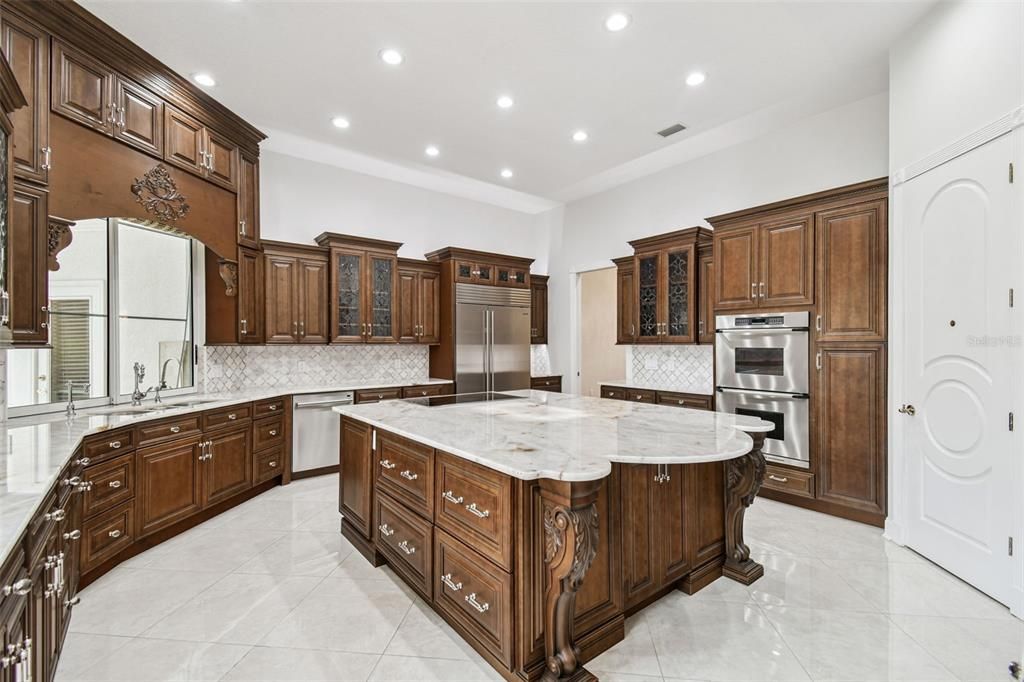 待售: $2,599,000 (5 贝兹, 5 浴室, 6565 平方英尺)