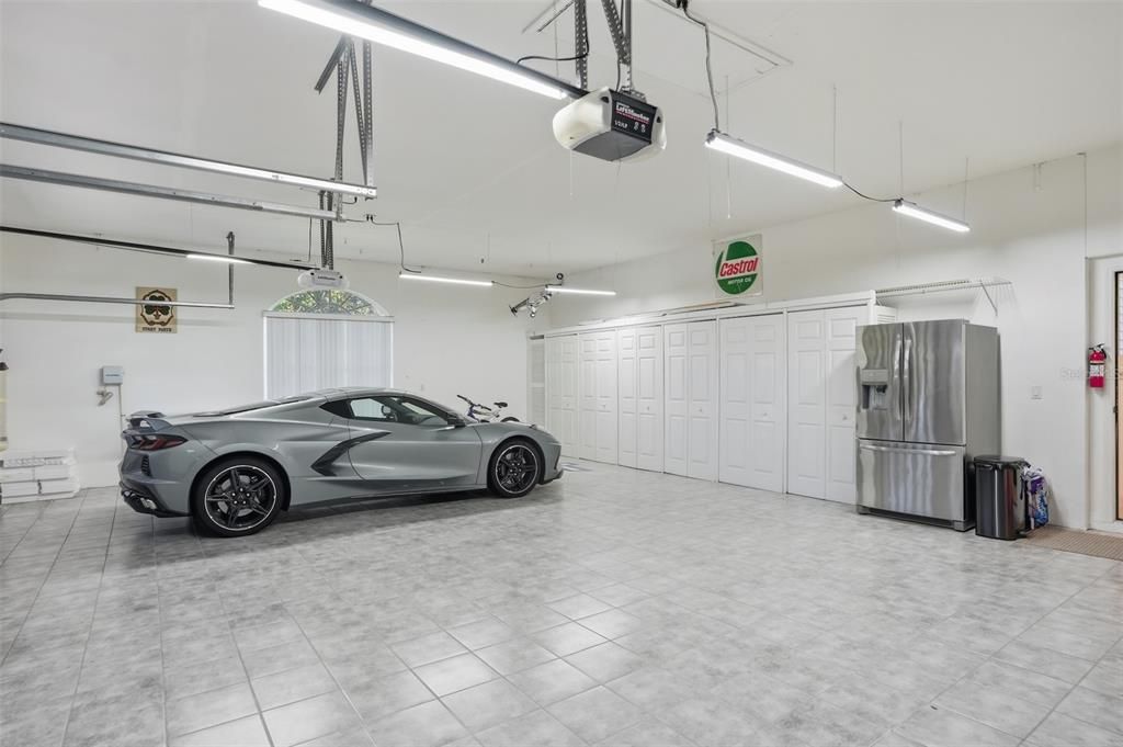 For Sale: $625,000 (3 beds, 2 baths, 2648 Square Feet)