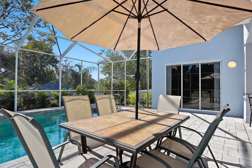 For Sale: $625,000 (3 beds, 2 baths, 2648 Square Feet)