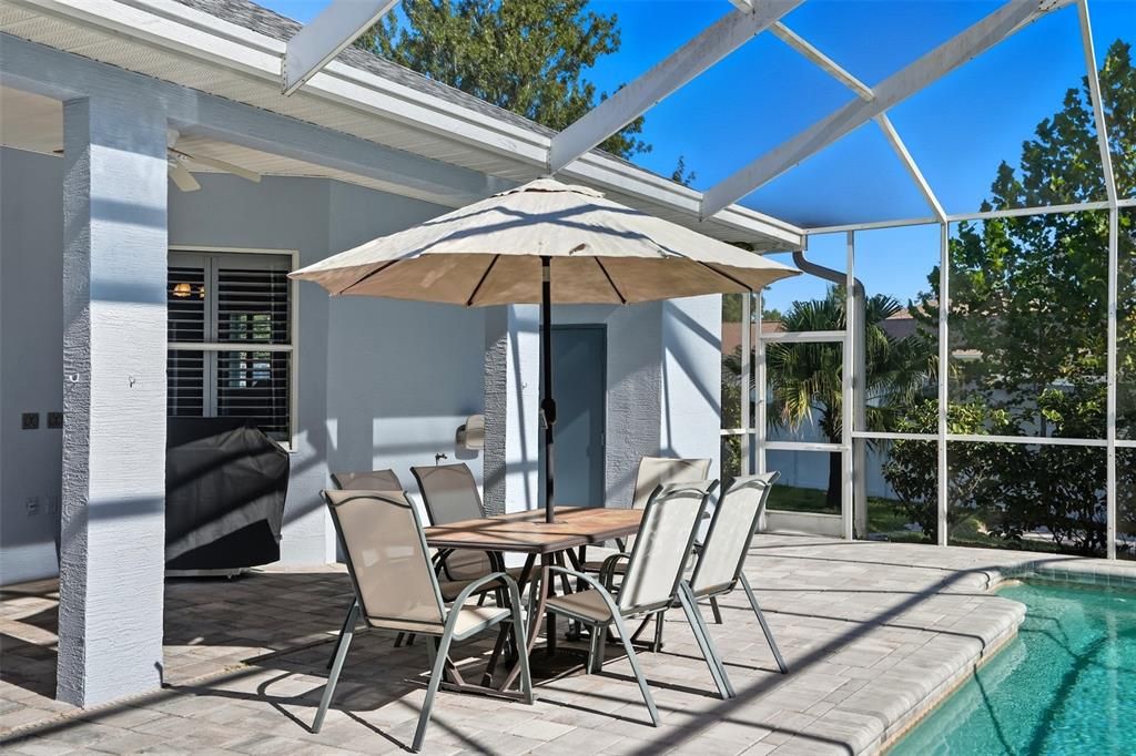 For Sale: $625,000 (3 beds, 2 baths, 2648 Square Feet)