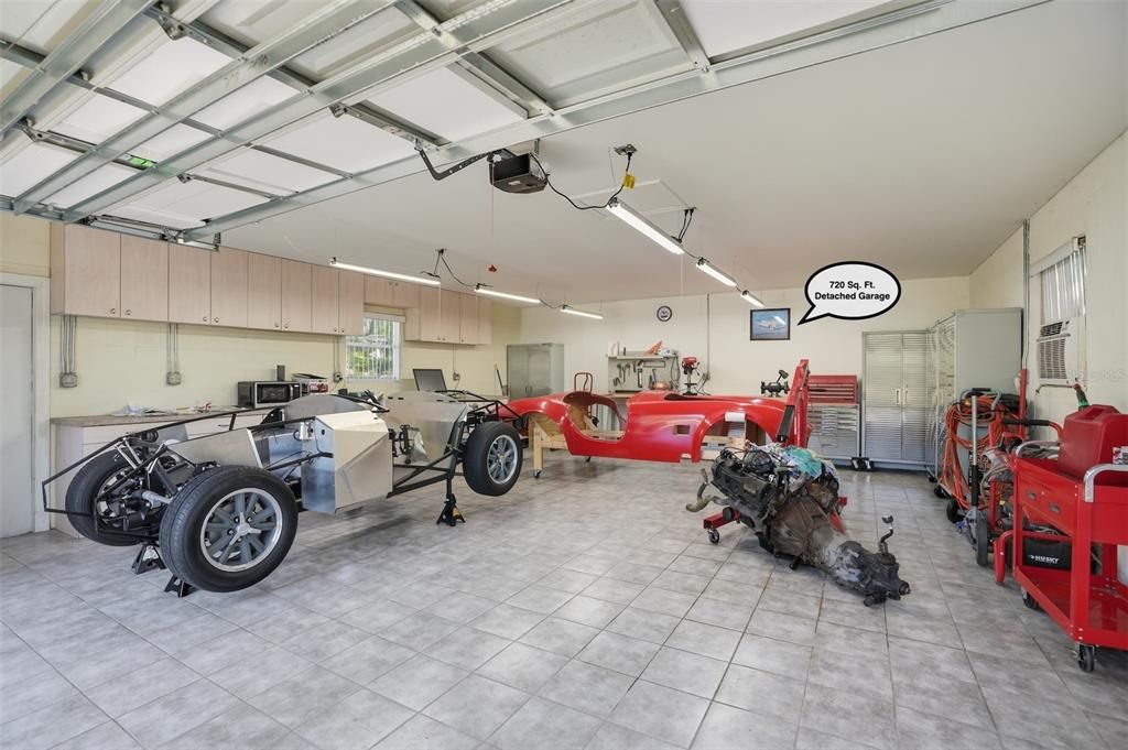 For Sale: $625,000 (3 beds, 2 baths, 2648 Square Feet)