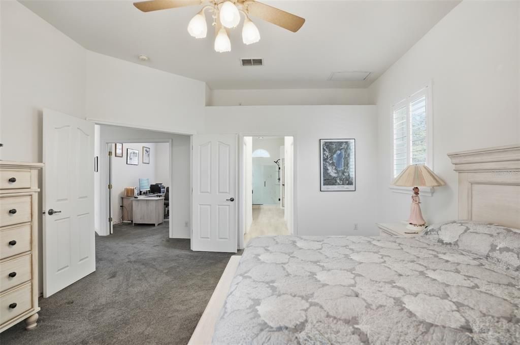 For Sale: $625,000 (3 beds, 2 baths, 2648 Square Feet)