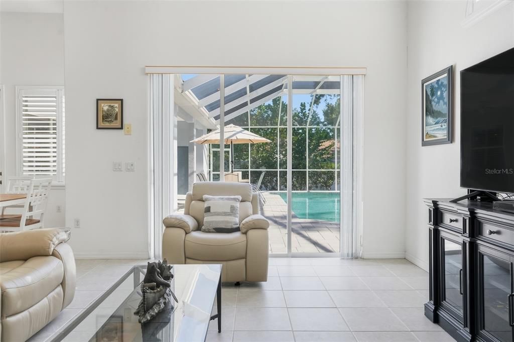 For Sale: $625,000 (3 beds, 2 baths, 2648 Square Feet)