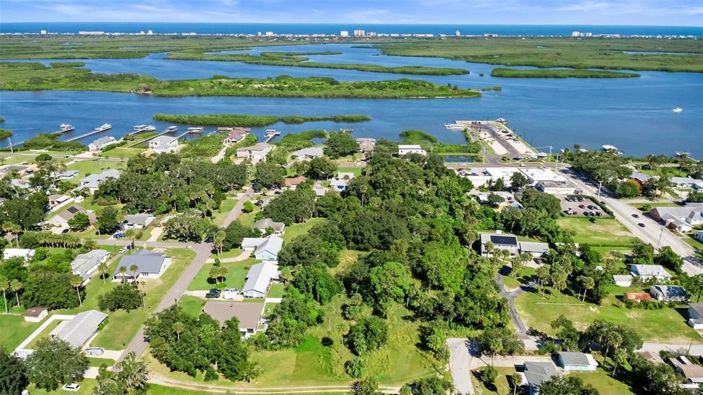 En Venta: $750,000 (2.04 acres)