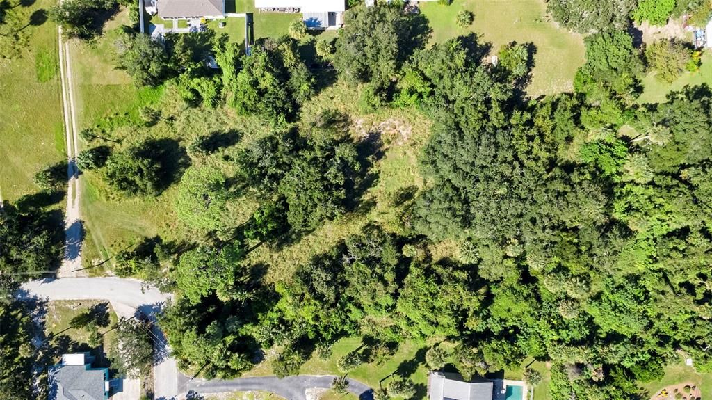 En Venta: $750,000 (2.04 acres)