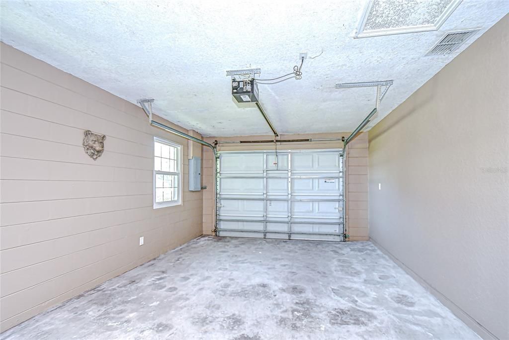 En Venta: $399,900 (3 camas, 2 baños, 1610 Pies cuadrados)