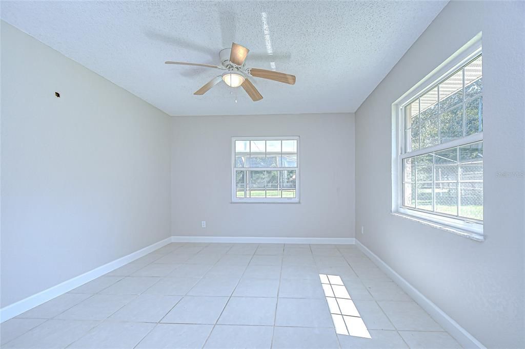 En Venta: $399,900 (3 camas, 2 baños, 1610 Pies cuadrados)