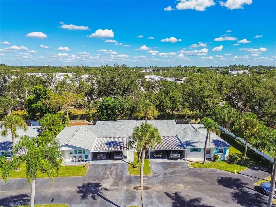 На продажу: $158,900 (2 спален, 2 ванн, 930 Квадратных фут)