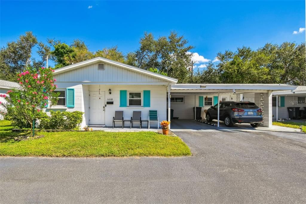 На продажу: $158,900 (2 спален, 2 ванн, 930 Квадратных фут)