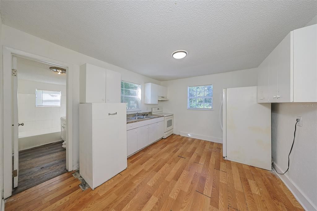 En Venta: $159,900 (2 camas, 1 baños, 840 Pies cuadrados)