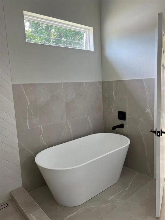 На продажу: $539,000 (4 спален, 2 ванн, 1596 Квадратных фут)