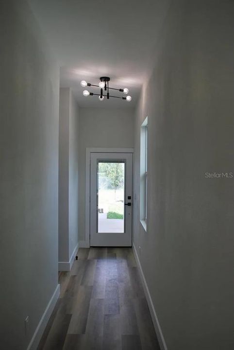 На продажу: $539,000 (4 спален, 2 ванн, 1596 Квадратных фут)