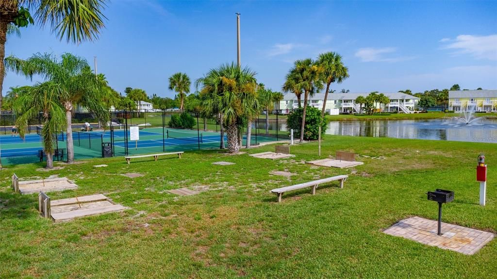 待售: $235,000 (1 贝兹, 1 浴室, 562 平方英尺)