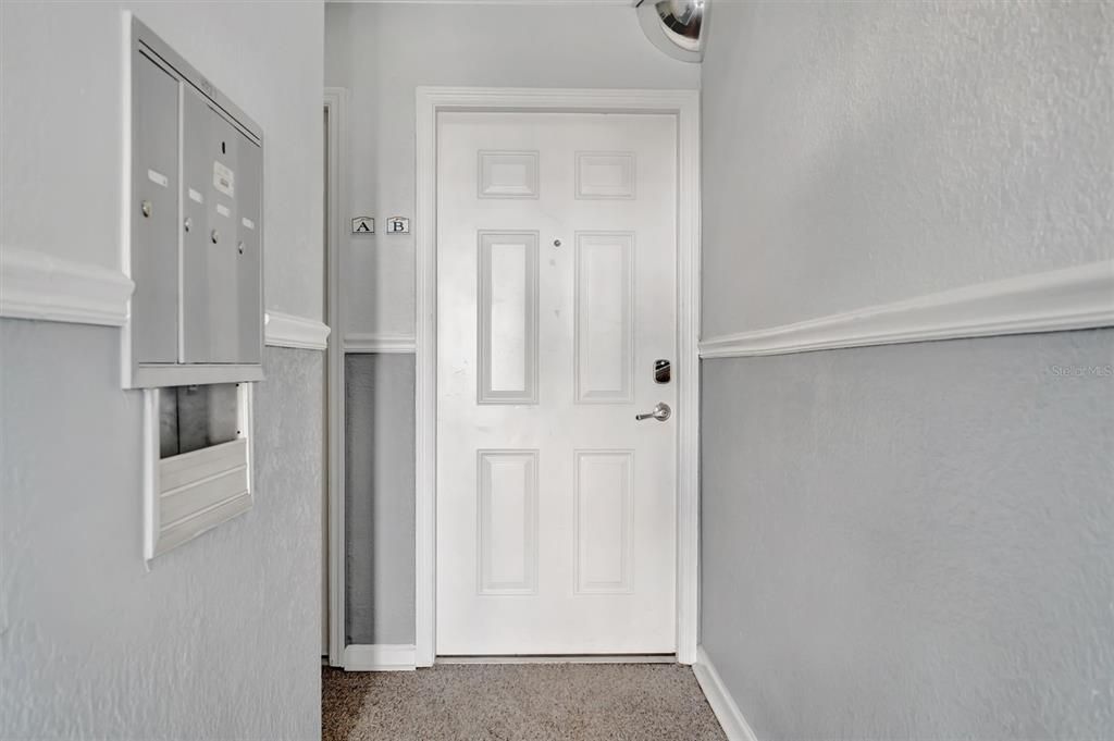 待售: $235,000 (1 贝兹, 1 浴室, 562 平方英尺)