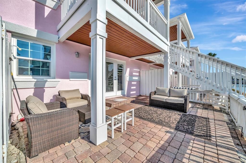 待售: $235,000 (1 贝兹, 1 浴室, 562 平方英尺)